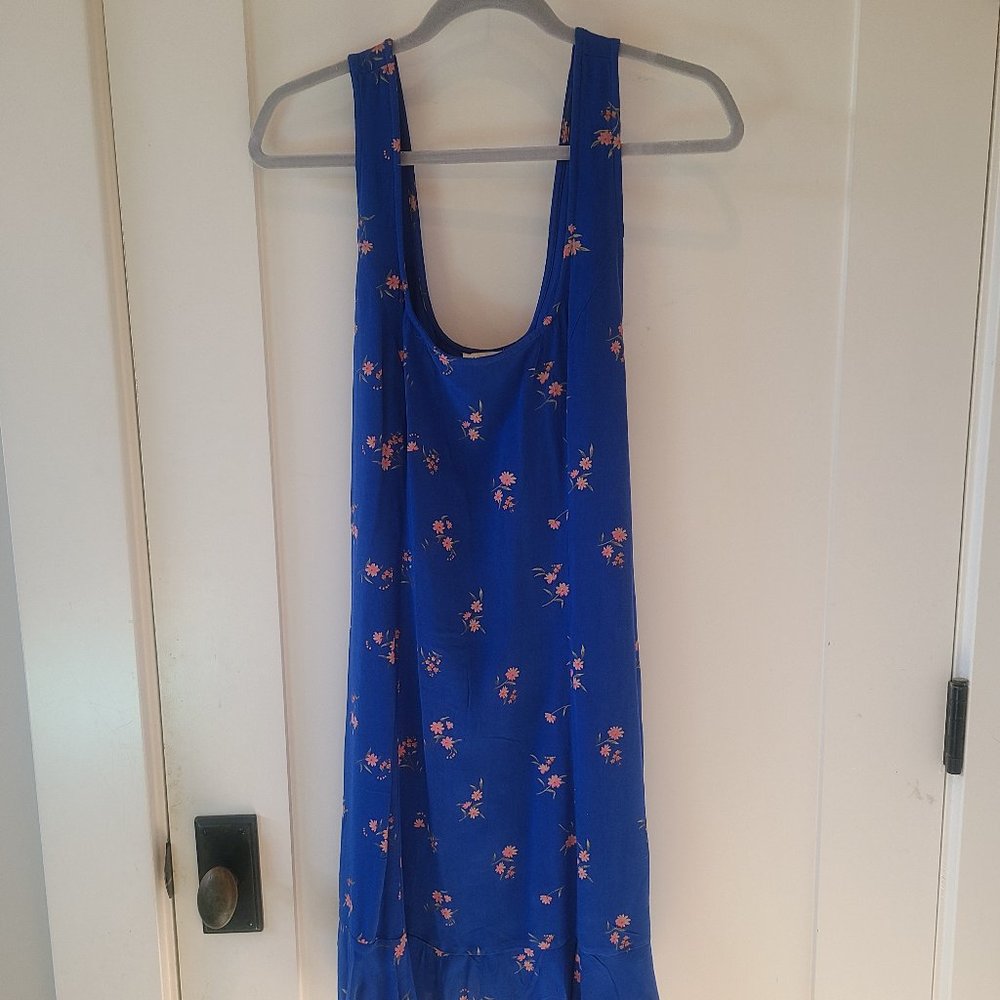 Floral scoop neck midi dress - size L